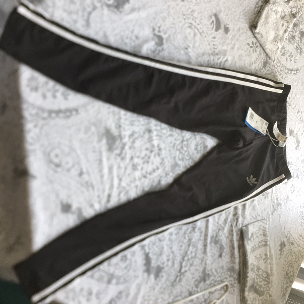 Adidas leggings brand new!!